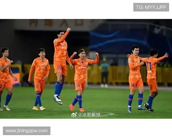 中超新赛季引援引关注 多名国内外球员加盟提升联赛竞争力 - 副本